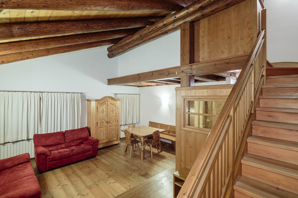 Villa Lacedel - Stayincortina Cortina dʼAmpezzo Oda fotoğraf