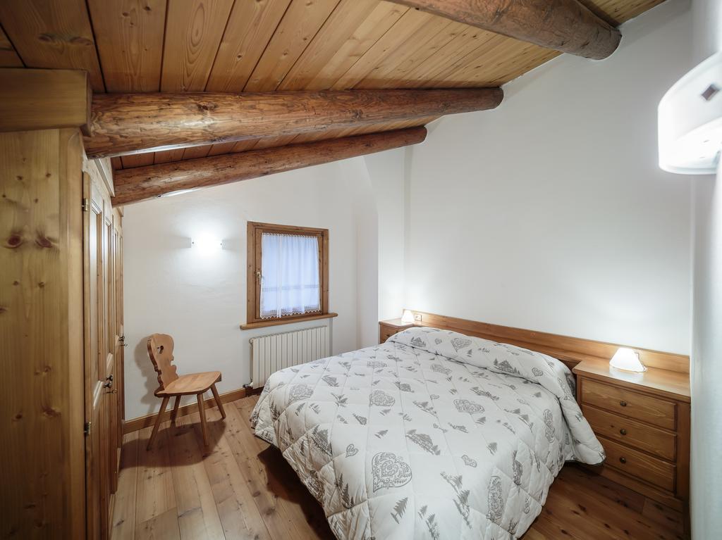 Villa Lacedel - Stayincortina Cortina dʼAmpezzo Oda fotoğraf