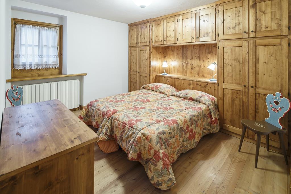 Villa Lacedel - Stayincortina Cortina dʼAmpezzo Oda fotoğraf